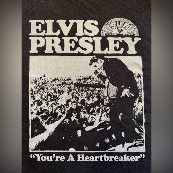 Elvis Presley Graphic T-Shirt - Picture 3 of 4